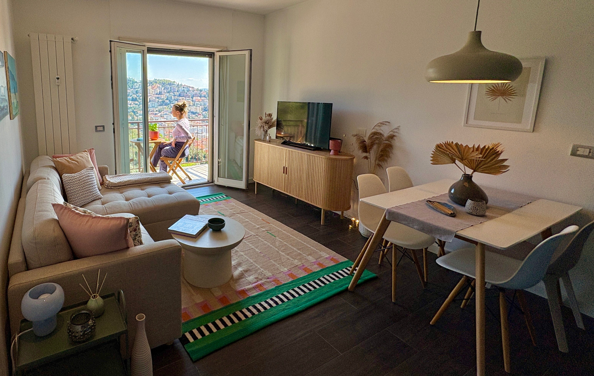 Nappali tengeri kilátással